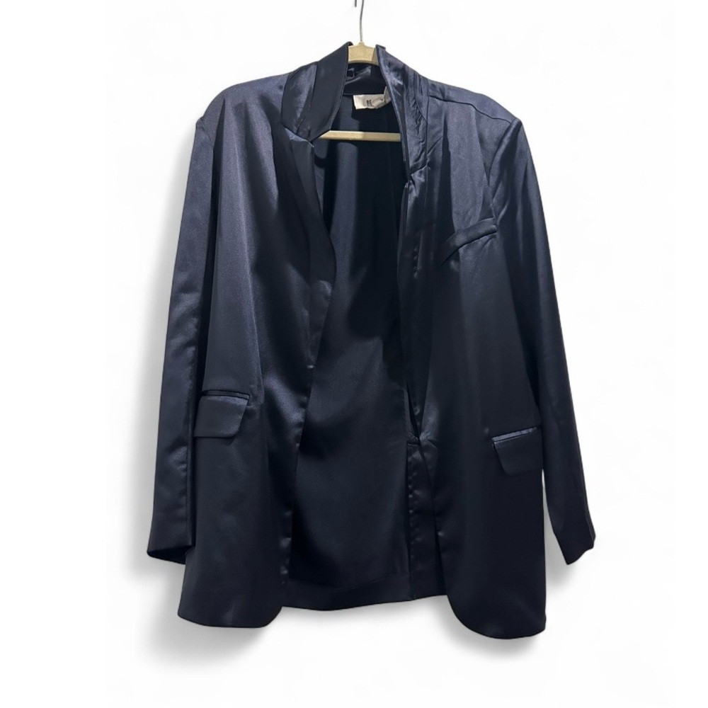 BB Dakota by Steve Madden Navy Satin Blazer – Open Front